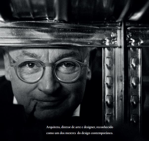Retrato de Piero Lissoni, arquiteto, diretor de arte e designer, reconhecido como um dos mestres do design contemporâneo